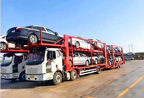 轎車托運(yùn)收費(fèi)多少錢？運(yùn)車轎車托運(yùn)保險(xiǎn)內(nèi)容是什么？