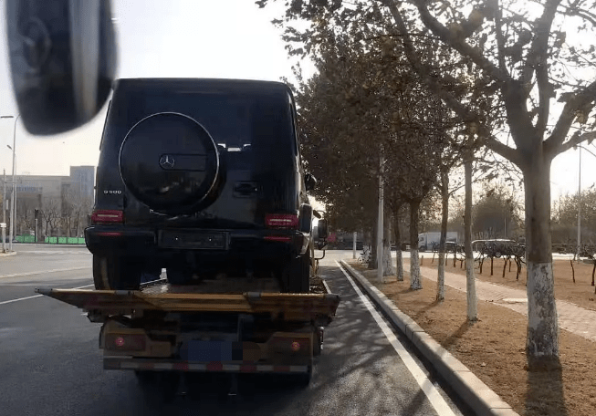 托運(yùn)車(chē)子需要注意哪一些問(wèn)題-鑫邦運(yùn)車(chē)