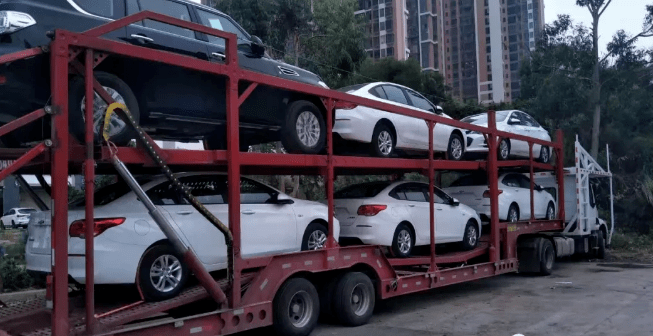 大型的小車托運公司是否能夠為客戶提供更好的服務？-鑫邦運車