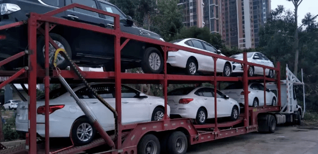 如何選擇適合自己的四川私家車托運(yùn)公司？-鑫邦運(yùn)車