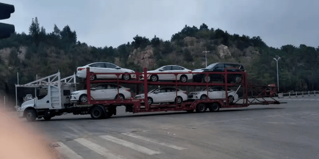 重慶的汽車托運公司可以為大家提供怎樣的服務(wù)？-鑫邦運車