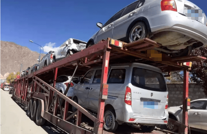臺州汽車托運公司的時候，怎么選擇靠譜正規(guī)的公司呢？-鑫邦運車